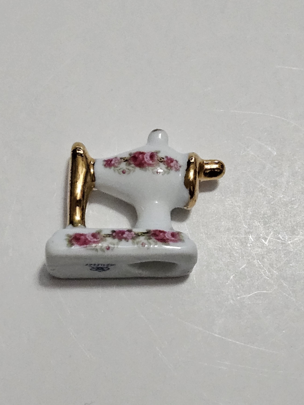 Dollhouse Miniature Sewing Machine Reutter Porcelain